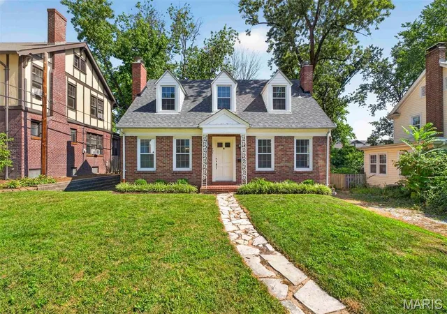 Photo 1 of Single family home for sale at 457 Catalina Ave, Saint Louis, MO 63119 | MLS# MIS26045805 | Listing updated on 2026-10-26