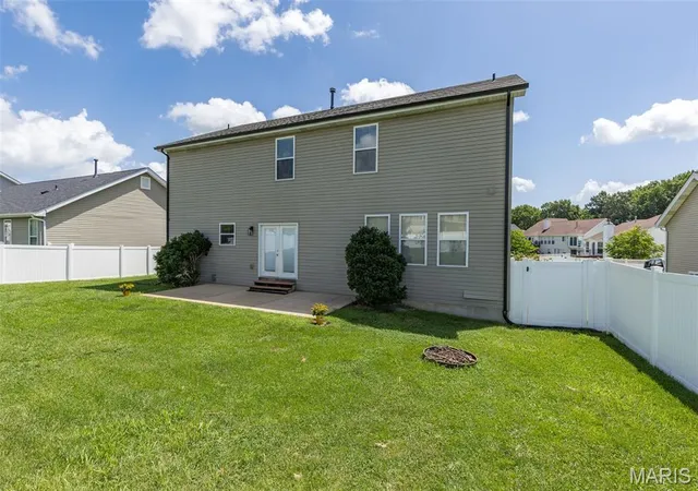 2nd image of 2004 Belmont Dr, Festus, MO 63028 | MLS# MIS26045812