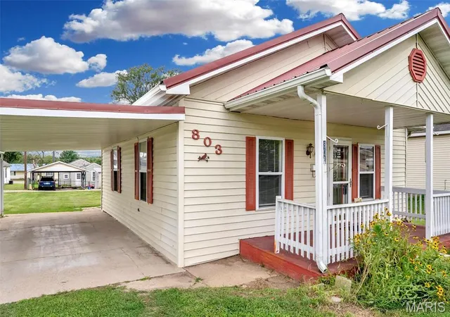4th image of 803 N Grant St, Desloge, MO 63601 | MLS# MIS26045817