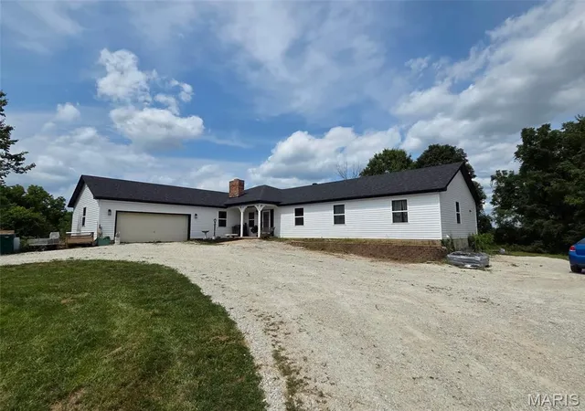 1st image of 2688 Sullivan Bottom Rd Rd, Saint Clair, MO 63077 | MLS# MIS26045824