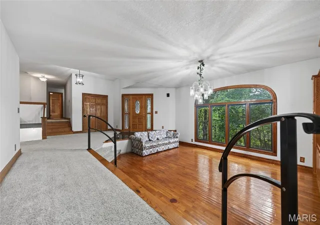 Photo 3 of Sale Pending at 468 White Clover Rd, Strafford, MO 65757 | MLS# MIS26045837 | Listing updated on 2026-07-28