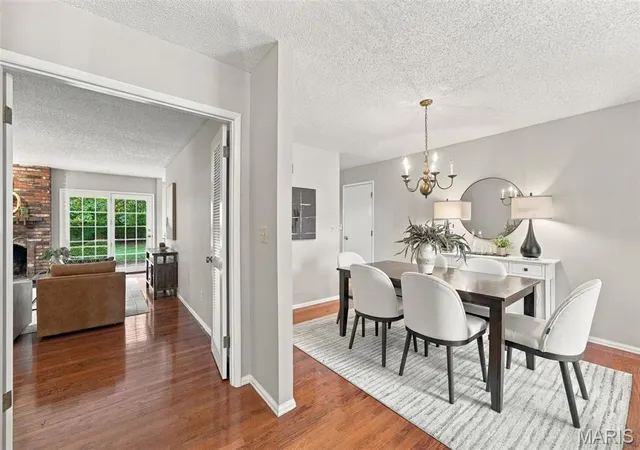 Photo 2 of Single family home for sale at 2176 Parasol Dr, Chesterfield, MO 63017 | MLS# MIS26045838 | Listing updated on 2026-10-22