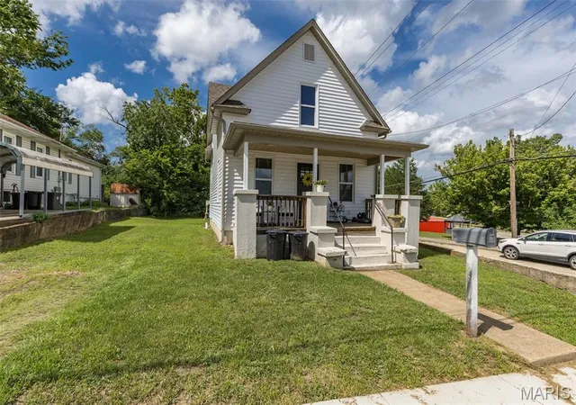 4th image of 100 W Elvins Blvd, Park Hills, MO 63601 | MLS# MIS26045843