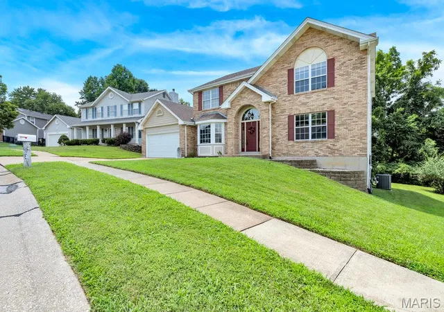 Photo 1 of Single family home for sale at 2910 Championship Blvd, Saint Louis, MO 63129 | MLS# MIS26045859 | Listing updated on 2026-10-18