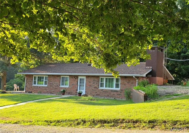2nd image of 15037 Seven Sisters Ave, Irving, IL 62051 | MLS# MIS26045869