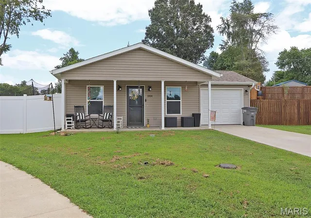 1st image of 1004 Allenview Dr, Jackson, MO 63755 | MLS# MIS26045898