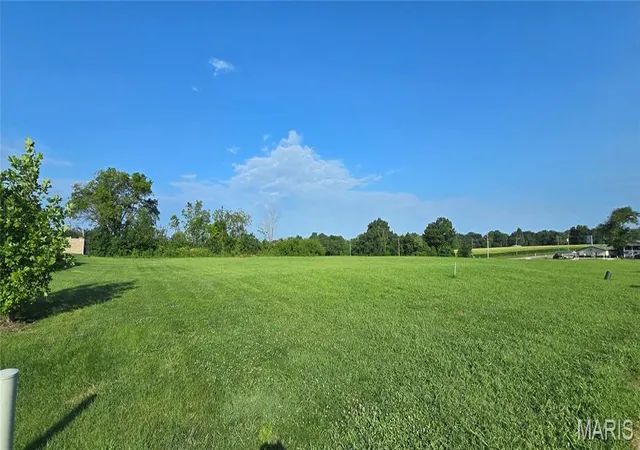 Photo 2 of Land for sale at 2803 Scenic Lake Dr, New Athens, IL 62264 | MLS# MIS26045914 | Listing updated on 2026-07-23