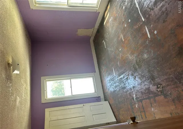 Photo 4 of Single family home for sale at 205 N 4Th St, Vandalia, IL 62471 | MLS# MIS26045920 | Listing updated on 2026-07-18