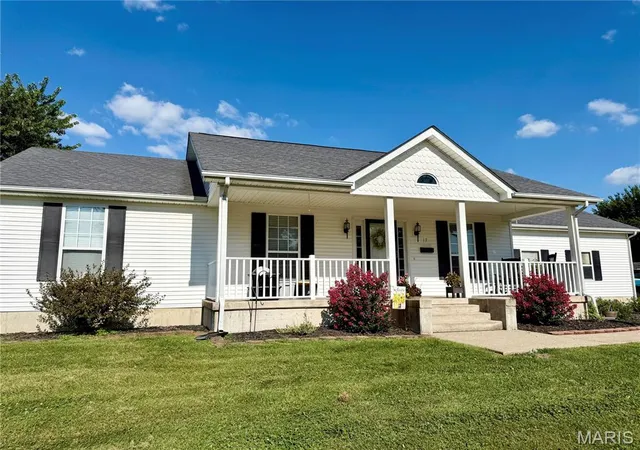 17th image of 17 S 14th St, Bowling Green, MO 63334 | MLS# MIS26045947