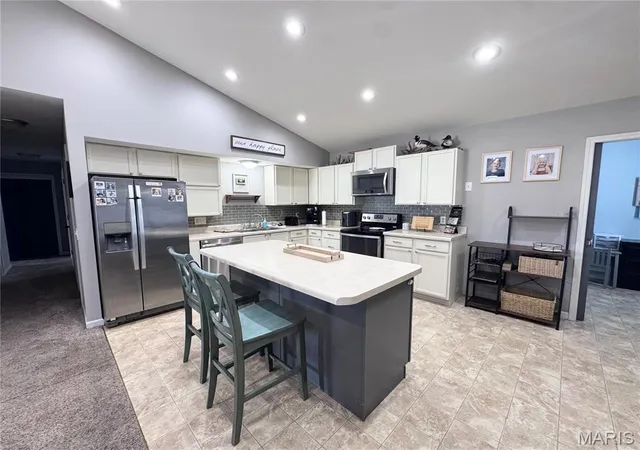 2nd image of 17 S 14th St, Bowling Green, MO 63334 | MLS# MIS26045947