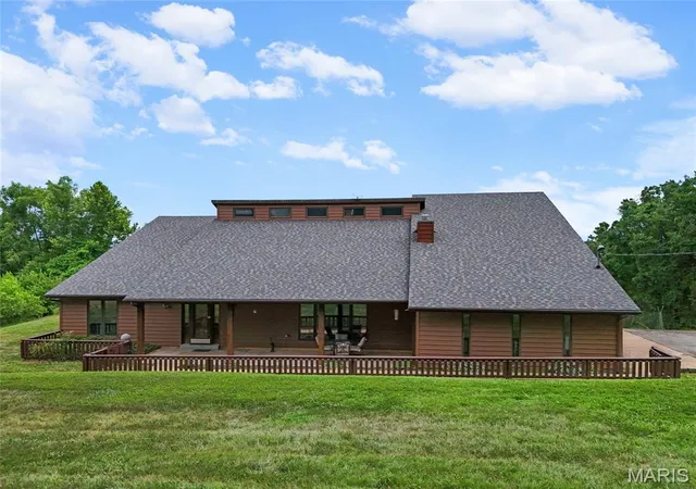 Photo 1 of Single family home for sale at 2362 Rock N Horse Farms Dr, Festus, MO 63028 | MLS# MIS26045965 | Listing updated on 2026-08-05