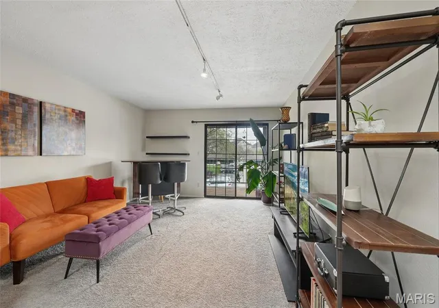 Photo 3 of Condo for sale at 1436 Heritage Lndg #310, St Charles, MO 63303 | MLS# MIS26045978 | Listing updated on 2026-08-26