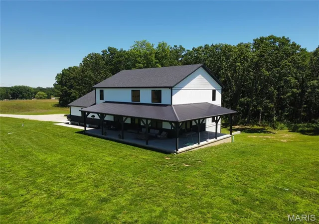 Photo 2 of Single family home for sale at 14946 Colorado Rd, Dixon, MO 65459 | MLS# MIS26046001 | Listing updated on 2026-09-18