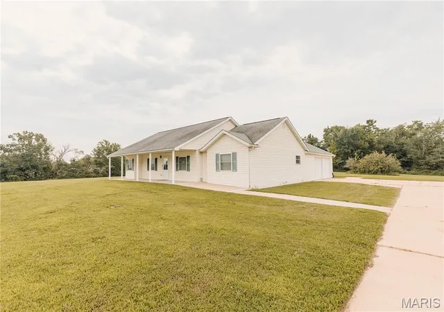 1st image of 12594 Hwy D, Dixon, MO 65459 | MLS# MIS26046017