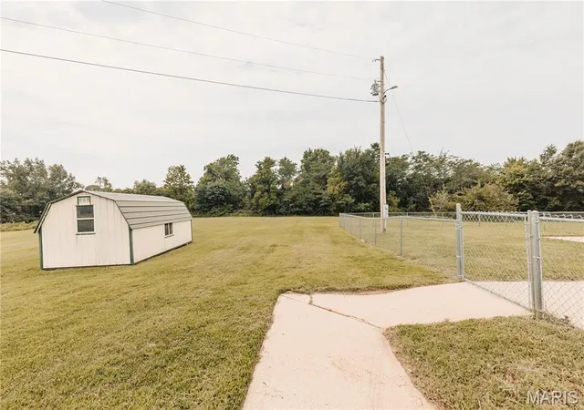 3rd image of 12594 Hwy D, Dixon, MO 65459 | MLS# MIS26046017