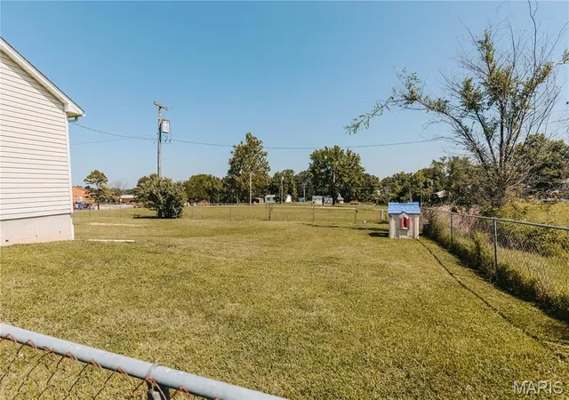 3rd image of 150 Cedar Circle Dr, Vienna, MO 65582 | MLS# MIS26046027