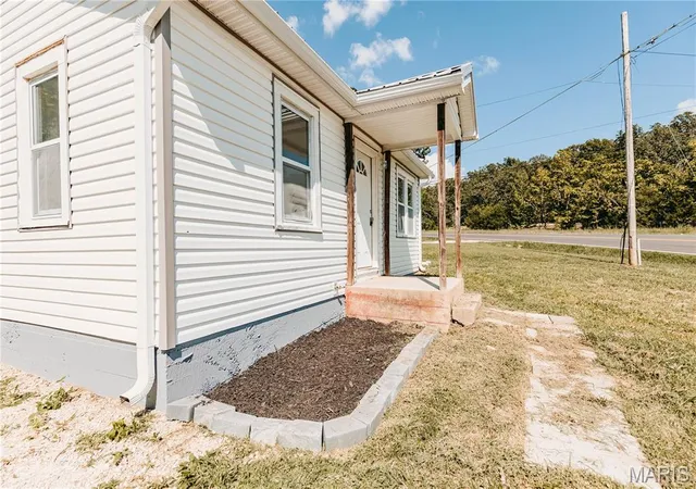 1st image of 308 W 5th St, Dixon, MO 65459 | MLS# MIS26046031