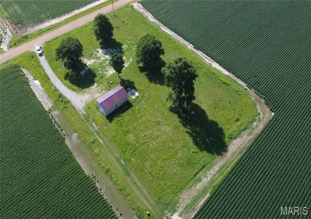 Photo 1 of Sale Pending at 3517 County Road 675, Bernie, MO 63822 | MLS# MIS26046035 | Listing updated on 2026-09-03