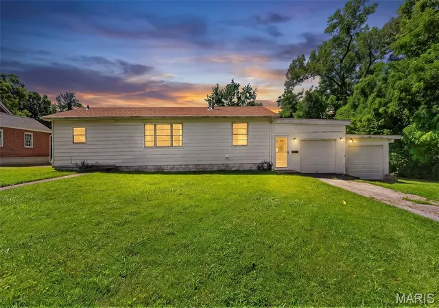 1st image of 38 S 86th St, Belleville, IL 62223 | MLS# MIS26046046