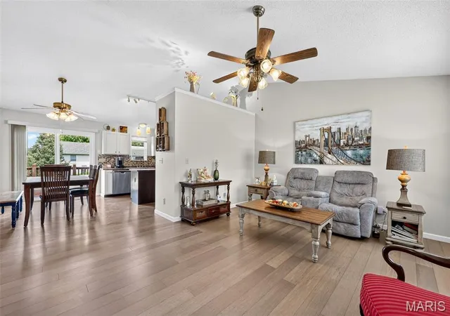 3rd image of 811 Northridge Dr, Marthasville, MO 63357 | MLS# MIS26046047