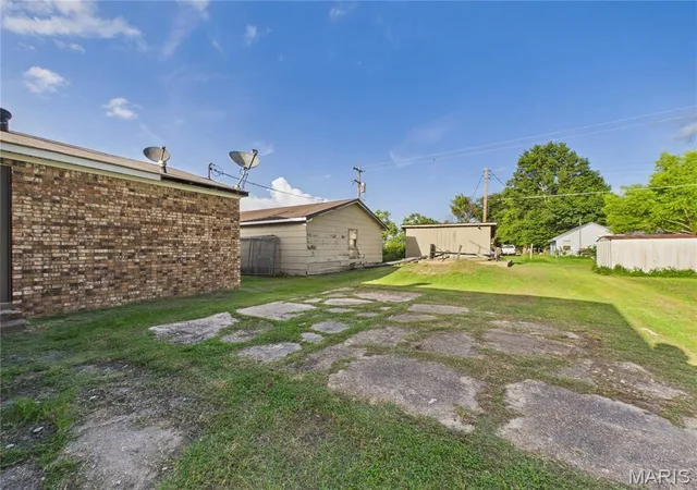 5th image of 404 N Main St, Gideon, MO 63848 | MLS# MIS26046056