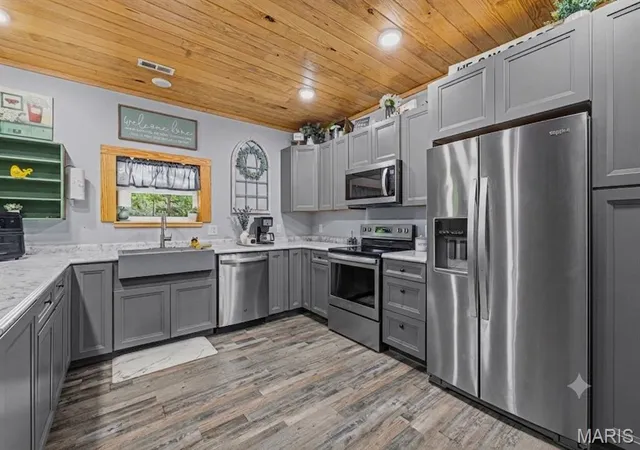 5th image of 10050 Easton Rd, Mineral Point, MO 63660 | MLS# MIS26046079