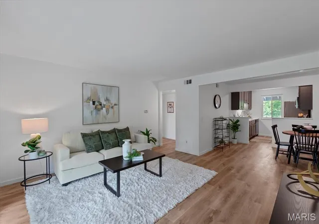 Photo 1 of Sale Pending at 1733 Gascony Parc Dr #1733, Lake Saint Louis, MO 63367 | MLS# MIS26046083 | Listing updated on 2026-09-04