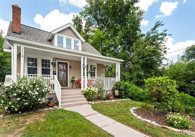 1st image of 329 Stark Ct, Saint Louis, MO 63119 | MLS# MIS26046085