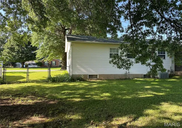 Photo 5 of Single family home for sale at 1786 Southridge Ln, Owensville, MO 65066 | MLS# MIS26046086 | Listing updated on 2026-09-04