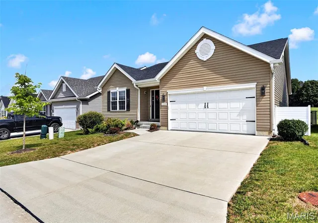 Photo 3 of Single family home for sale at 134 Liberty Valley Dr, Foristell, MO 63348 | MLS# MIS26046090 | Listing updated on 2026-09-02