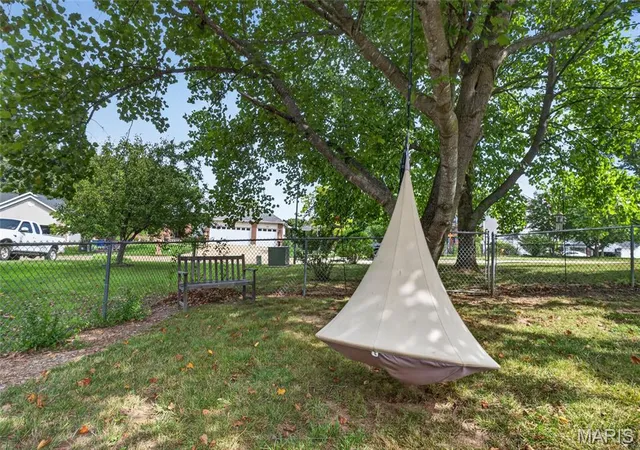 38th image of 1 Adventura Dr, Festus, MO 63028 | MLS# MIS26046093