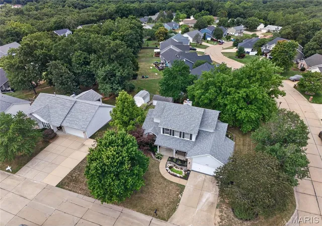 4th image of 1 Adventura Dr, Festus, MO 63028 | MLS# MIS26046093