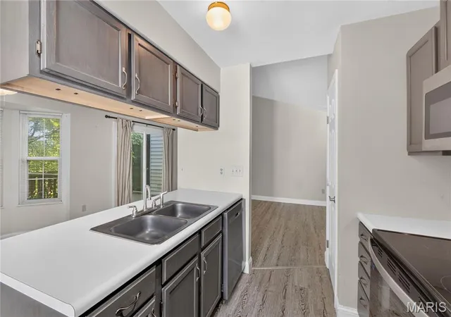 Photo 2 of Condo for sale at 148 Old Buggy Ct, St Peters, MO 63304 | MLS# MIS26046096 | Listing updated on 2026-08-26