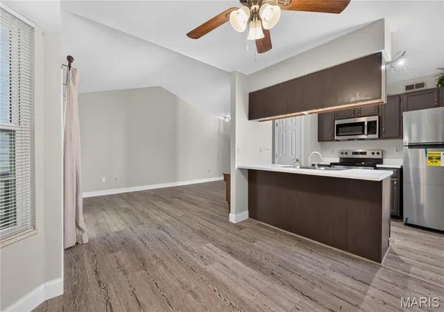 Photo 4 of Condo for sale at 148 Old Buggy Ct, St Peters, MO 63304 | MLS# MIS26046096 | Listing updated on 2026-08-26
