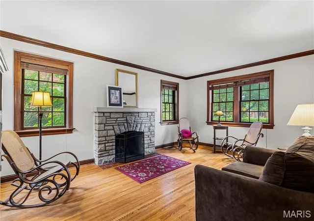 Photo 3 of Single family home for sale at 7400 Warwick Dr, Saint Louis, MO 63121 | MLS# MIS26046099 | Listing updated on 2026-09-16