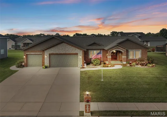 2nd image of 8906 Wendell Creek Dr, Saint Jacob, IL 62281 | MLS# MIS26046105