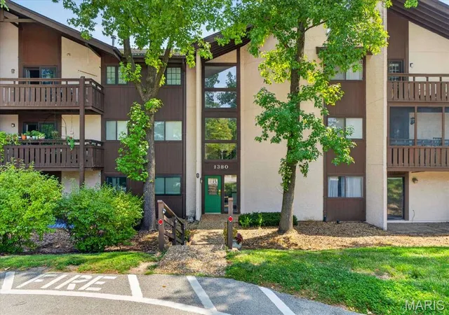 Photo 1 of Sale Pending at 1380 Heritage Lndg #202, Saint Charles, MO 63303 | MLS# MIS26046106 | Listing updated on 2026-09-06