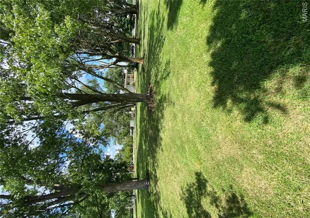 Photo 65 of Sale Pending at 197 New Douglas Ave, Sorento, IL 62086 | MLS# MIS26046139 | Listing updated on 2026-08-24