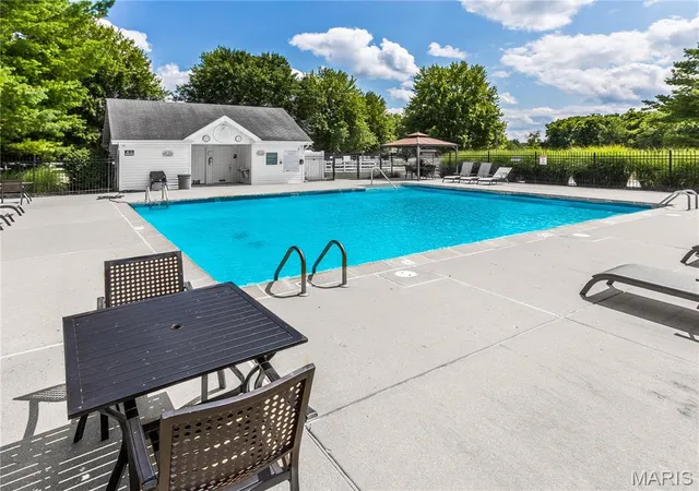 2nd image of 2660 Brookrun Dr, Belleville, IL 62221 | MLS# MIS26046142
