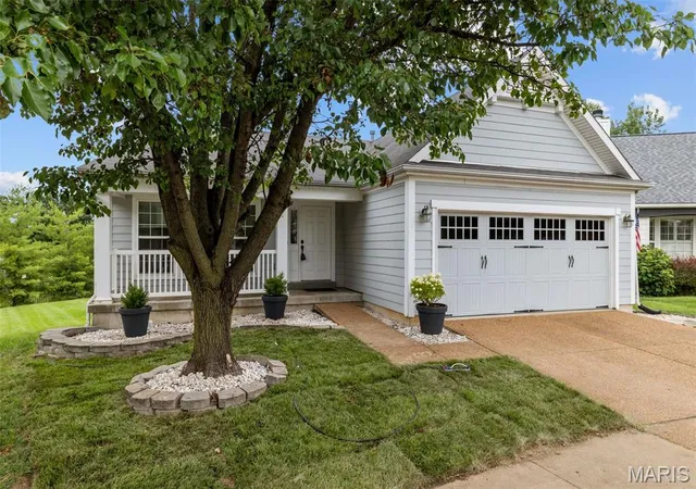 Photo 2 of Sale Pending at 204 Montecito Ter, Saint Peters, MO 63304 | MLS# MIS26046162 | Listing updated on 2026-08-04