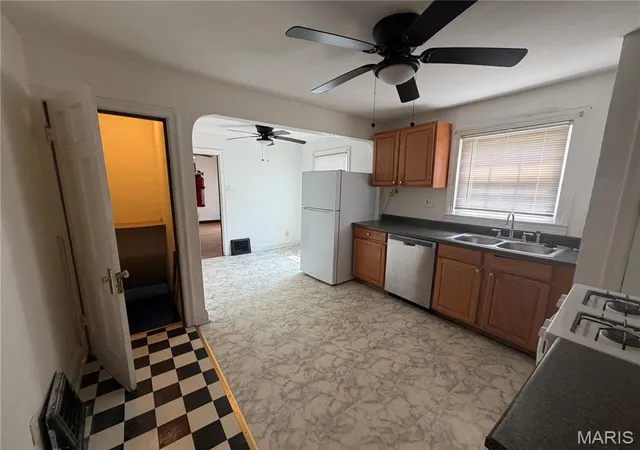 Photo 4 of Single family home for sale at 7141 Greenhaven Dr, Saint Louis, MO 63136 | MLS# MIS26046167 | Listing updated on 2026-10-04