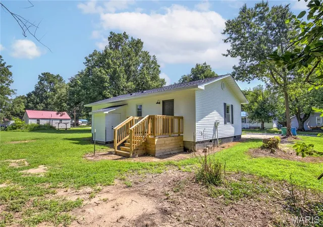 21st image of 308 Folk, East Prairie, MO 63845 | MLS# MIS26046187