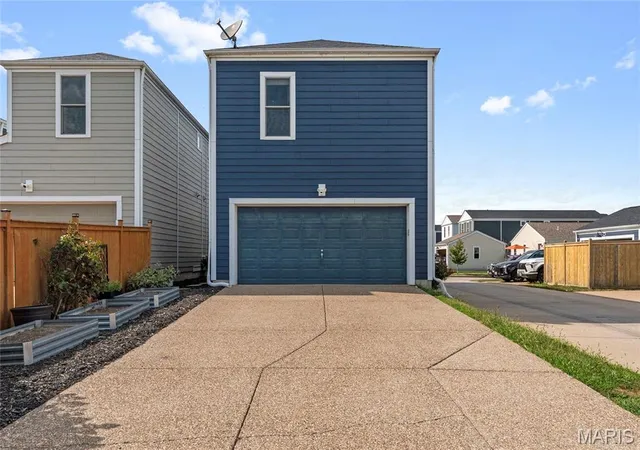 Photo 4 of Sale Pending at 3429 Sublette St, Saint Charles, MO 63301 | MLS# MIS26046189 | Listing updated on 2026-10-07