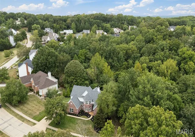 Photo 2 of Mansion for sale at 17643 Wildridge Dr, Wildwood, MO 63005 | MLS# MIS26046191 | Listing updated on 2026-08-24