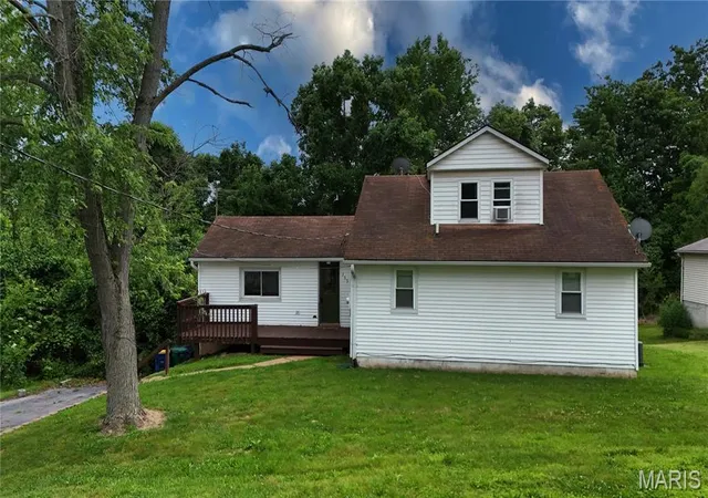 2nd image of 733 Abel Dr, Festus, MO 63028 | MLS# MIS26046209
