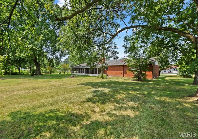 Photo 3 of Single family home for sale at 1680 Hwy Aa, Poplar Bluff, MO 63901 | MLS# MIS26046225 | Listing updated on 2026-09-28