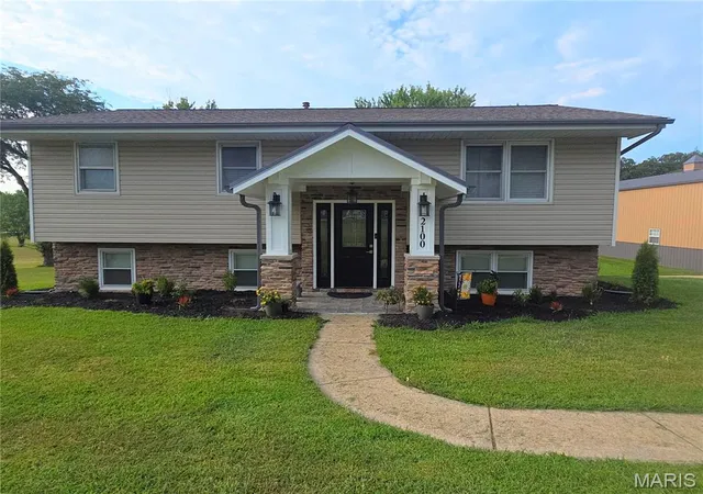 2nd image of 2100 Spielhagen Rd, Troy, MO 63379 | MLS# MIS26046247