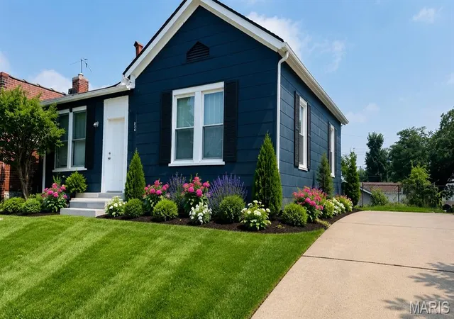 Photo 1 of Single family home for sale at 4249 Delor St, Saint Louis, MO 63116 | MLS# MIS26046293 | Listing updated on 2026-08-27