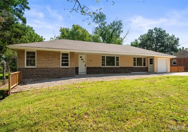 Photo 2 of Sale Pending at 4302 Fee Fee Rd, Bridgeton, MO 63044 | MLS# MIS26046296 | Listing updated on 2026-09-21