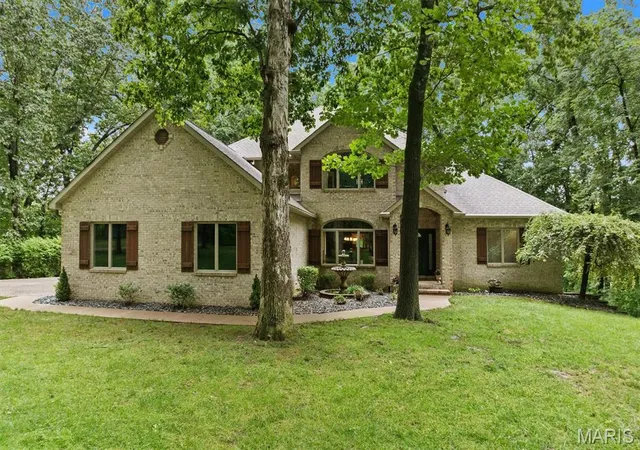 Photo 59 of Single family home for sale at 694 Pleasant Ridge Rd, Fairview Heights, IL 62208 | MLS# MIS26046298 | Listing updated on 2026-07-28